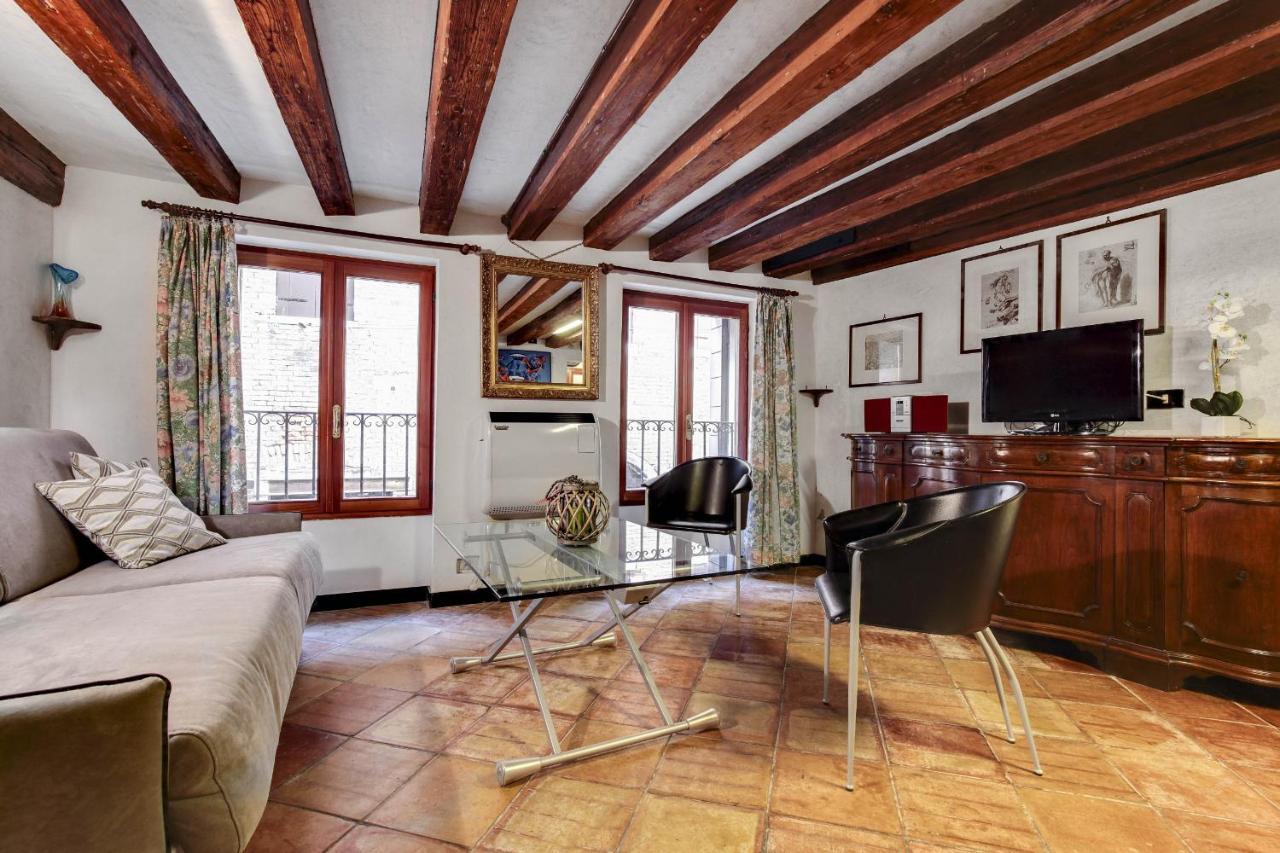 Appartement Canal View In Rialto By Wonderful Italy *